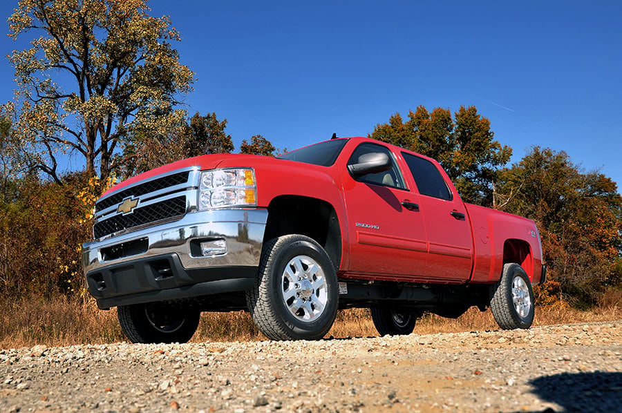 1.5-2 Inch Leveling Kit | M1 | Chevy/GMC 2500HD/3500HD (11-19) by Rough Country