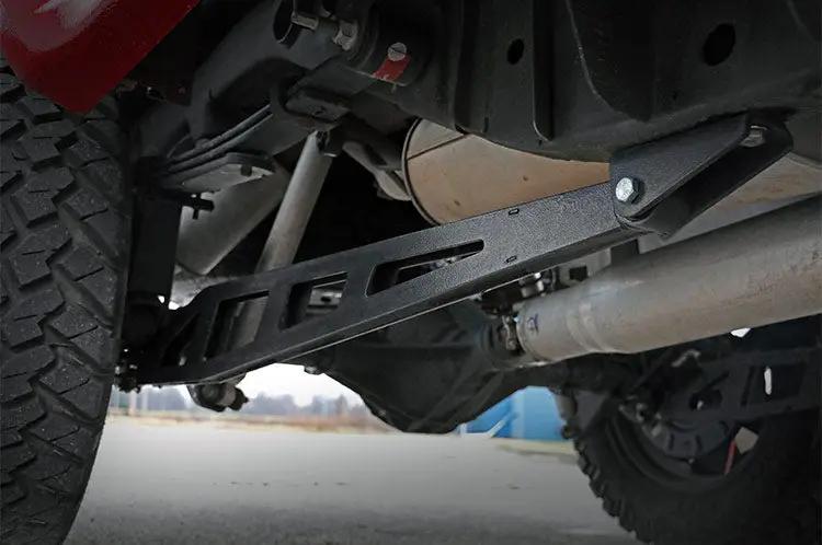Traction Bar Kit | Chevy Silverado & GMC Sierra 1500 4WD (2007-2018 & Classic) by Rough Country