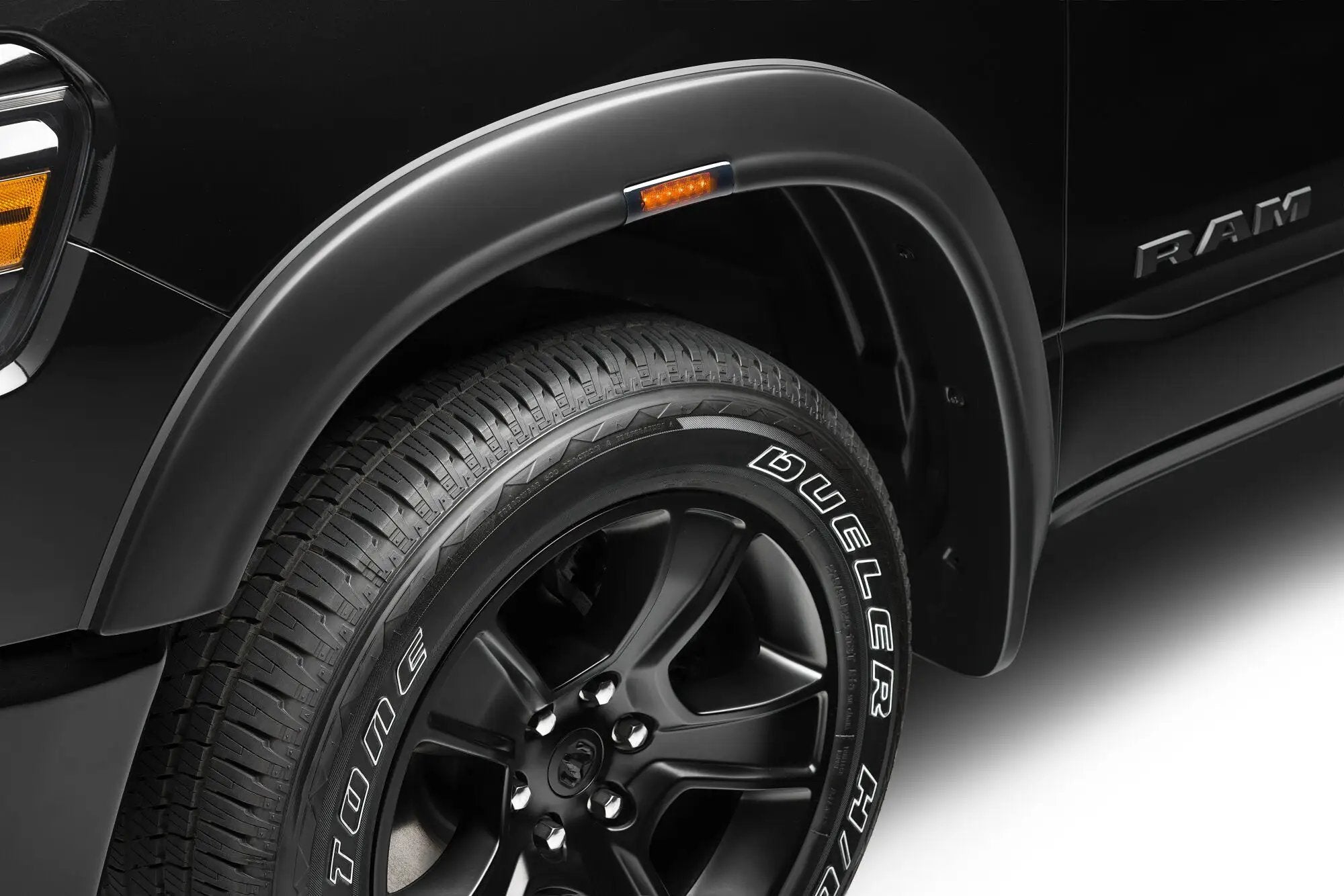 RVL Fender Flares Black Smooth Finish 4-Piece Set by Husky Liners