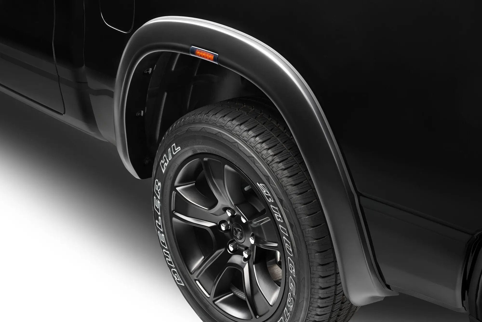 RVL Fender Flares Black Smooth Finish 4-Piece Set by Husky Liners