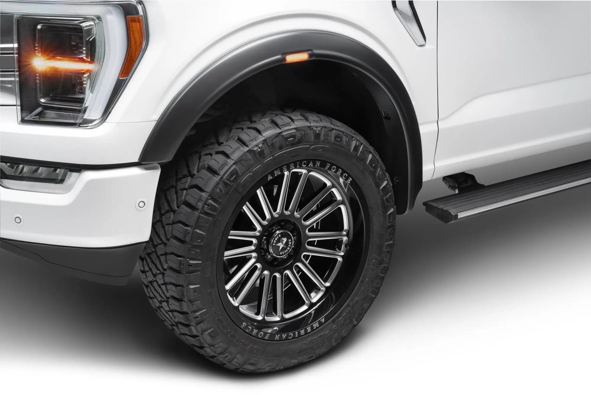 RVL Fender Flares Black Smooth Finish 4-Piece Set by Husky Liners