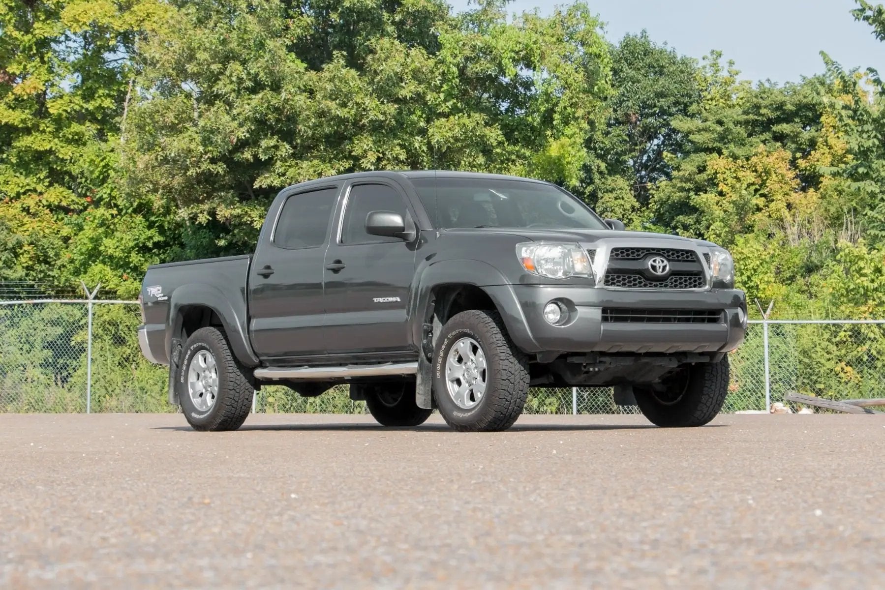 M1 Adjustable Leveling Struts | Monotube | 0-2" | Toyota Tacoma (05-23) by Rough Country