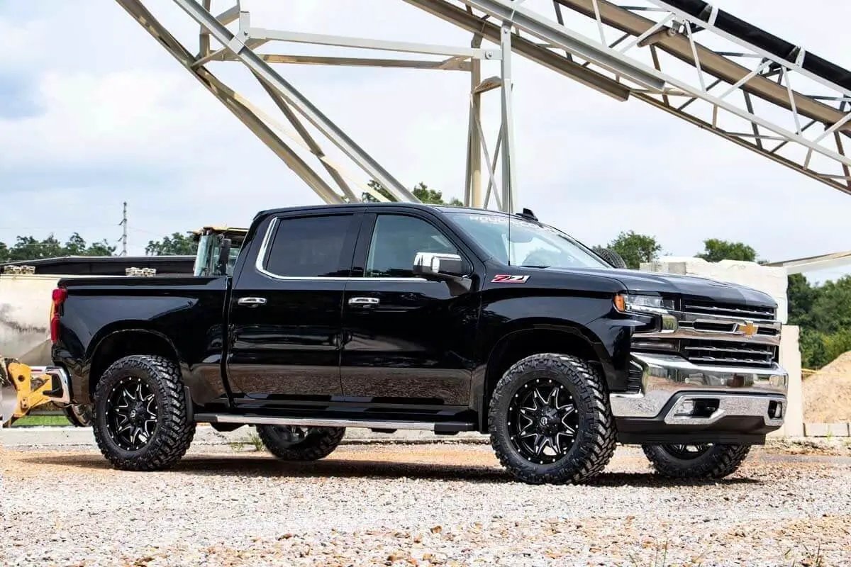 N3 Leveling Struts | 2 Inch | Loaded Strut | Chevy/GMC Sierra 1500 (19-26)/Silverado 1500 (19-26) by Rough Country