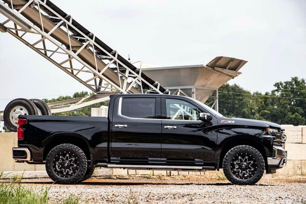 2 Inch Leveling Kit | Chevy/GMC Sierra 1500 (19-26)/Silverado 1500 (19-26) by Rough Country