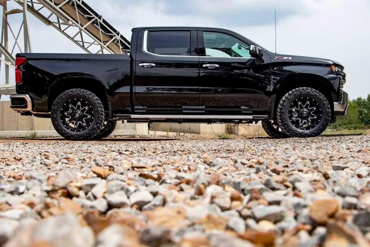 N3 Leveling Struts | 2 Inch | Loaded Strut | Chevy/GMC SUV 1500 4WD (21-26)