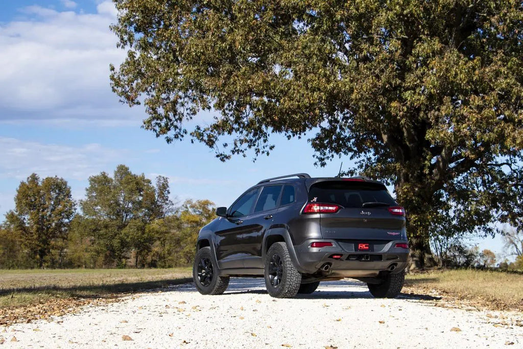 2 Inch Leveling Lift Kit | Jeep Cherokee KL 2WD/4WD (2014-2023) by Rough Country