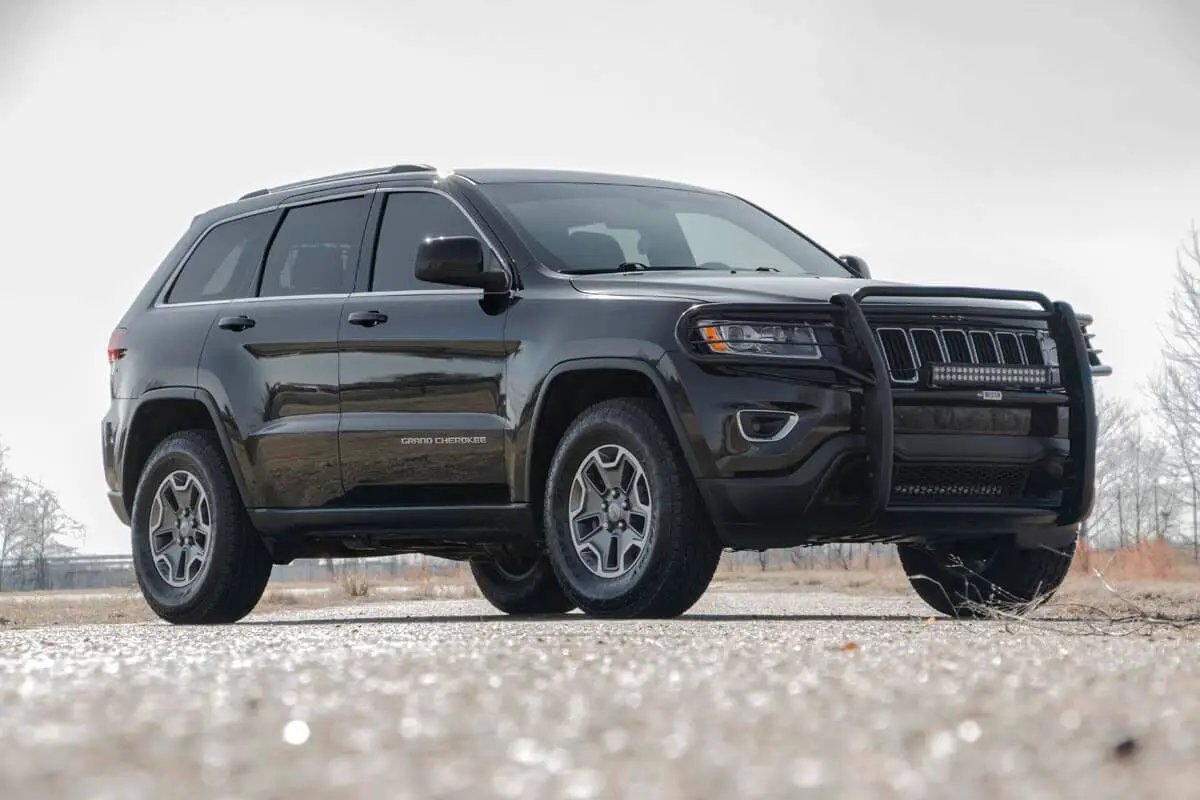 2 Inch Leveling Kit | Jeep Grand Cherokee WK2 2WD/4WD (2011-2022) by Rough Country