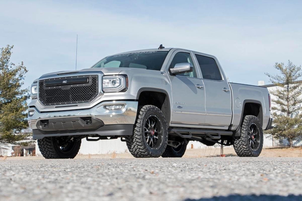 3.5 Inch Lift Kit | Cast Steel LCA | Chevy/GMC 1500 (14-18 & Classic) by Rough Country