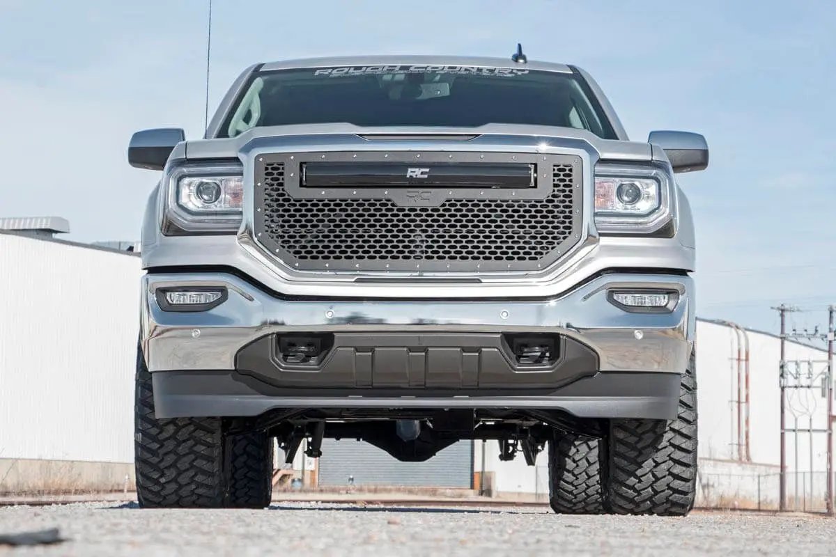 3.5 Inch Lift Kit | Alu/Stamp Steel LCA | N3 Strut | Chevy/GMC 1500 (14-18 & Classic) by Rough Country