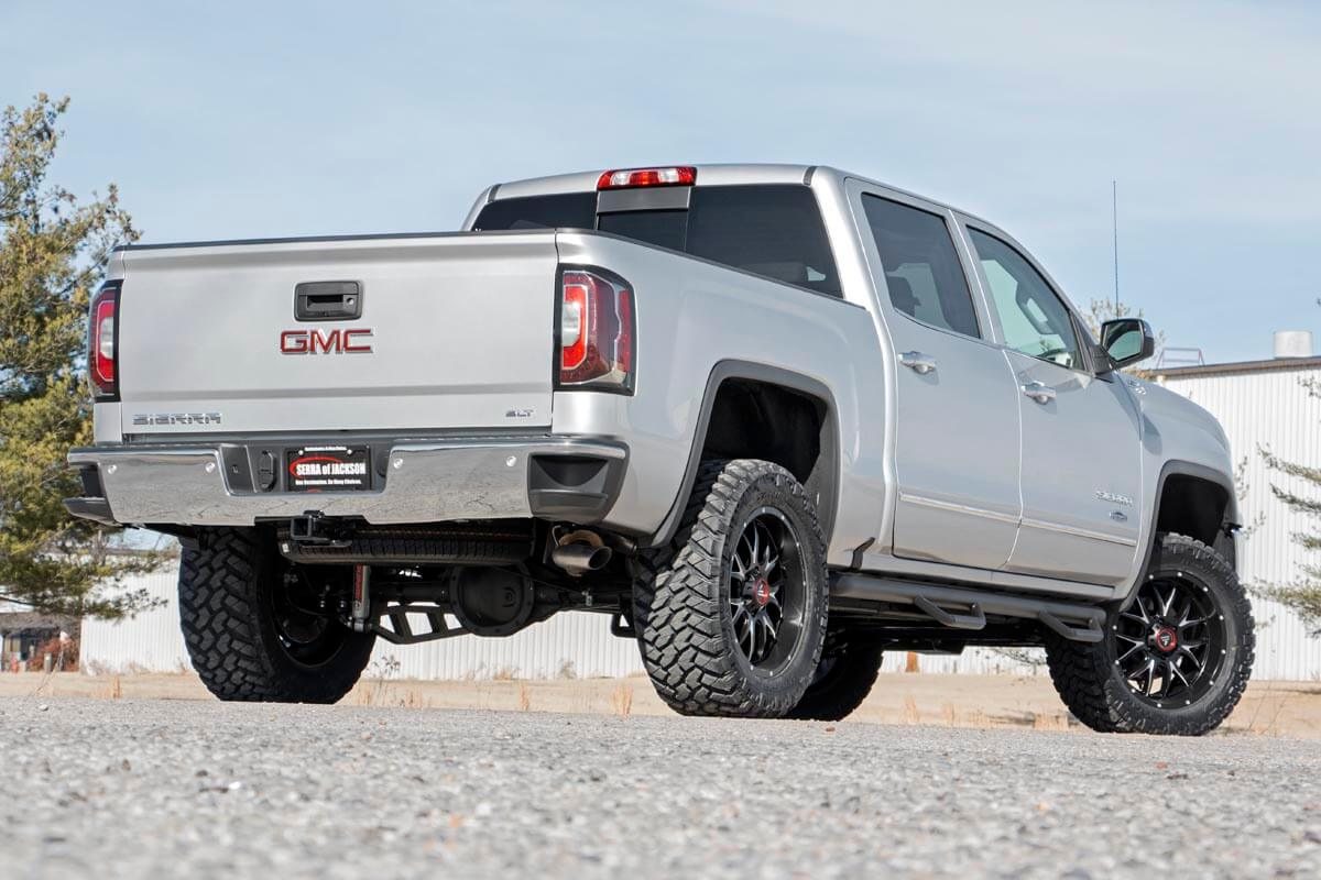 3.5 Inch Lift Kit | Cast Steel LCA | Vertex | Chevy/GMC 1500 (14-18 & Classic) by Rough Country