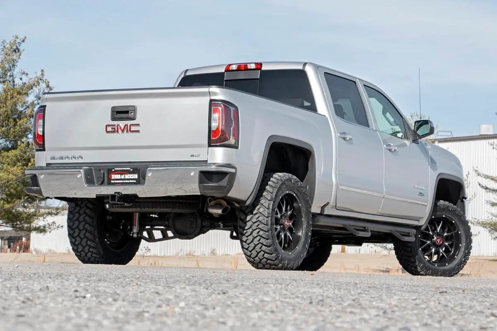 3.5 Inch Lift Kit | Alum/Stamp Steel LCA | Chevy/GMC 1500 (14-18 & Classic) by Rough Country