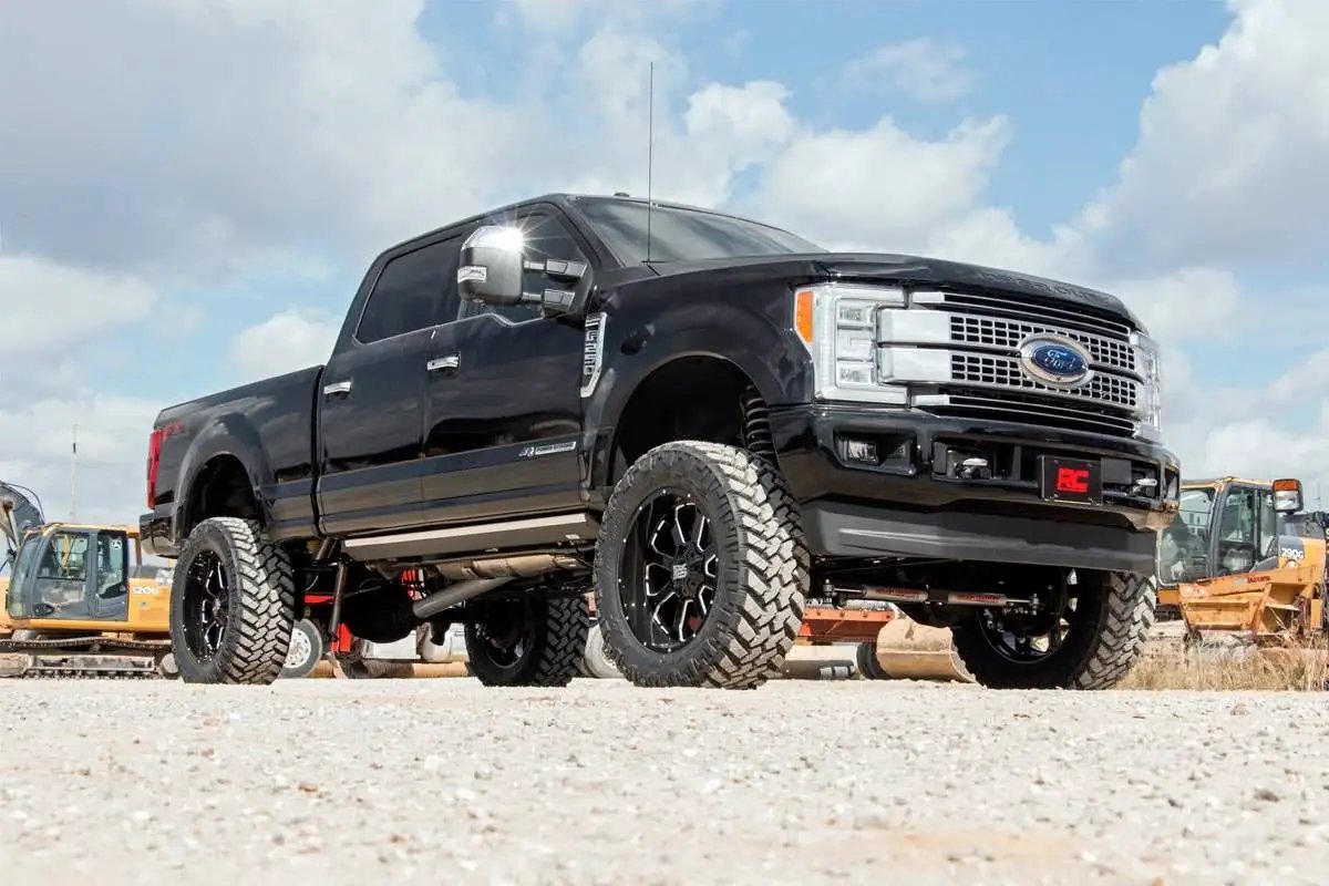 6 Inch Lift Kit | No OVLDS | D/S | C/O Vertex | Ford F-250/F-350 Super Duty (17-22) by Rough Country