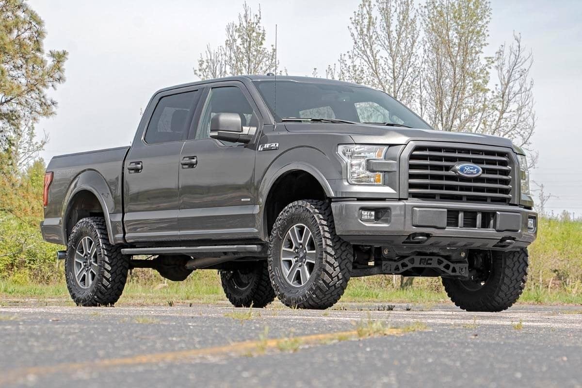 4 Inch Lift Kit | N3 Struts | Ford F-150 4WD (2015-2020) by Rough Country