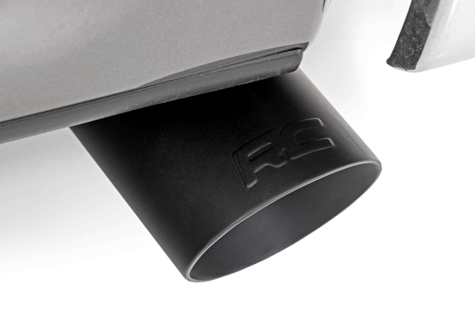 Exhaust Tip | Black | RC Logo | 2.5-3.125 Inch Pipe by Rough Country