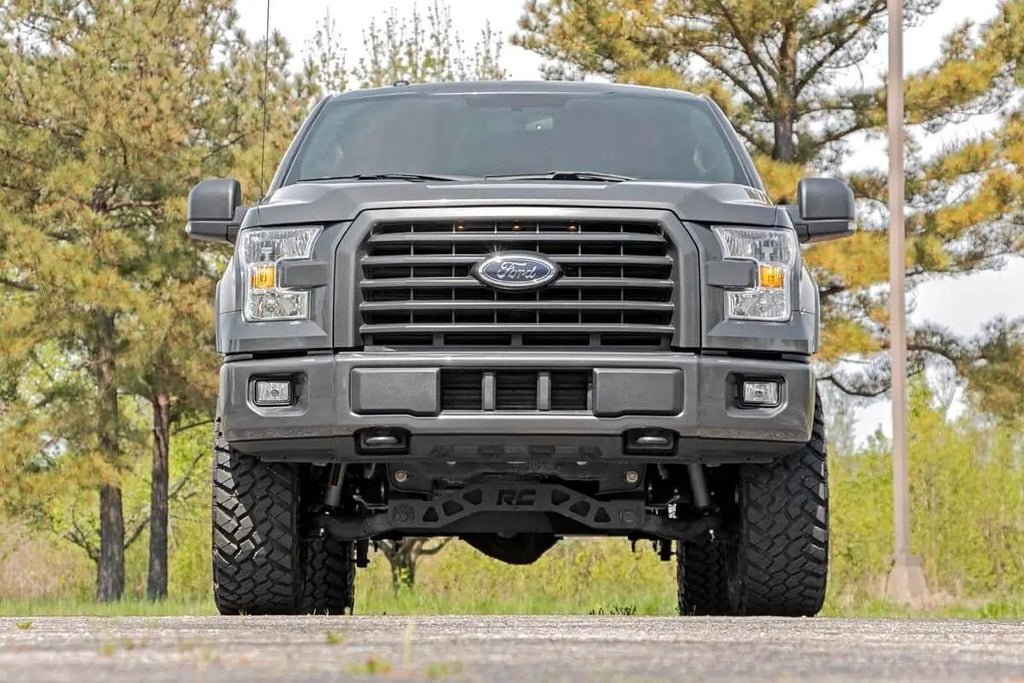 4 Inch Lift Kit | N3 Struts | Ford F-150 4WD (2015-2020) by Rough Country