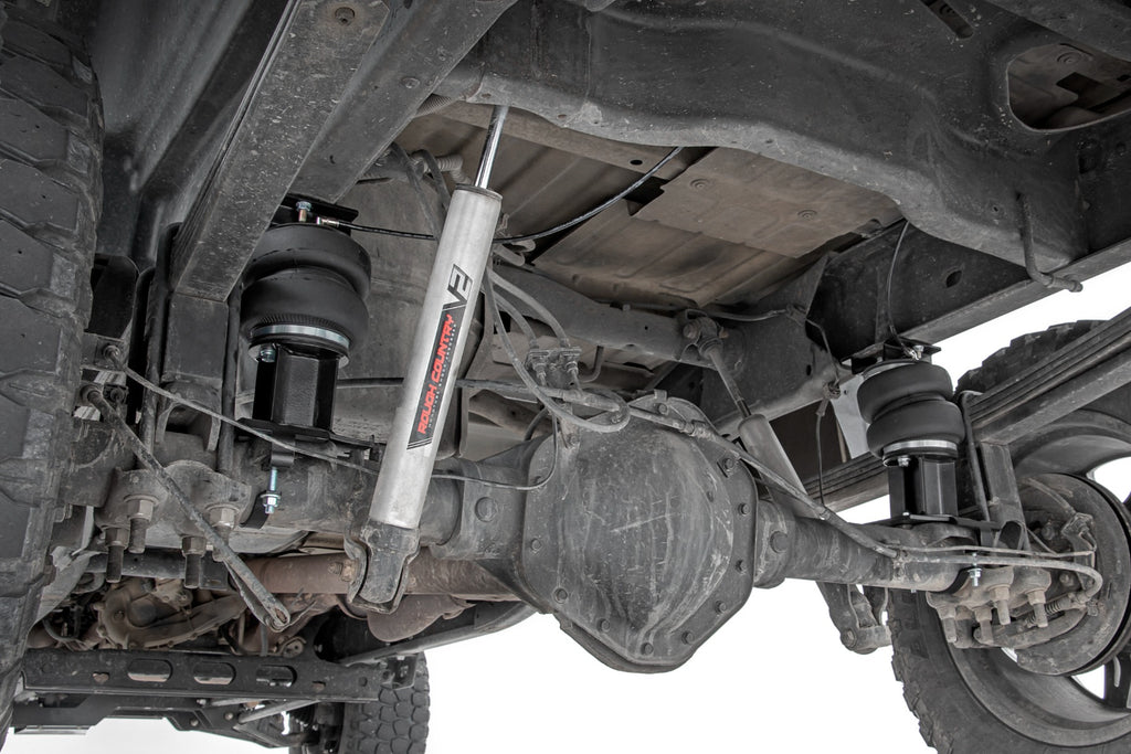 Air Spring Kit w/compressor | 6 Inch Lift Kit | Chevy/GMC 2500HD (01-10) by Rough Country