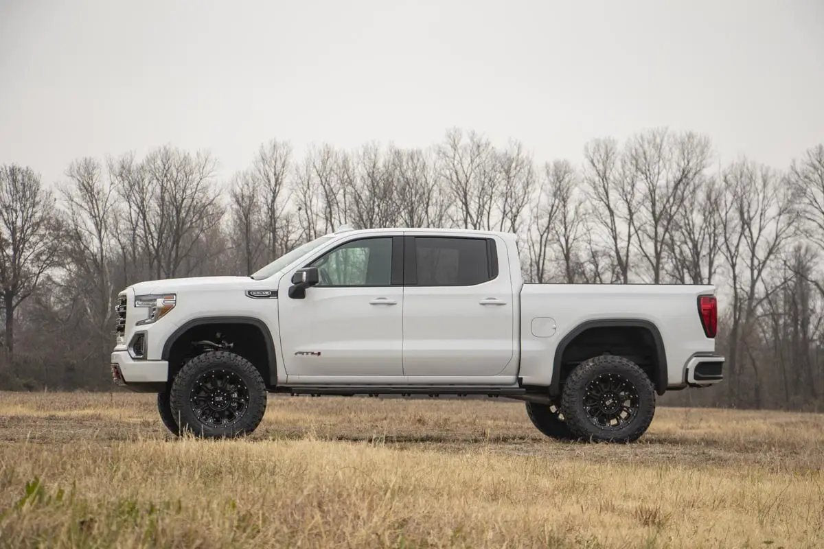 4 Inch Lift Kit | AT4/Trailboss | M1/M1 | Chevy/GMC Sierra 1500 (19-24)/Silverado 1500 (19-24) by Rough Country