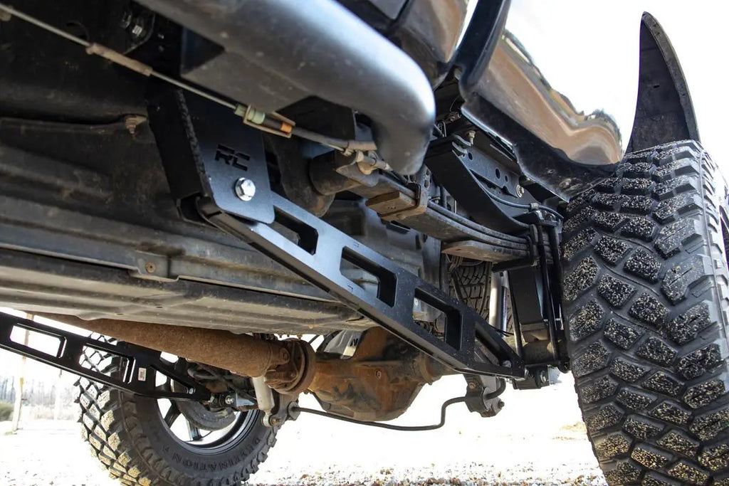 Traction Bar Kit | 0-3 Inch Lift | Ford F-250 Super Duty 4WD (2008-2016) by Rough Country