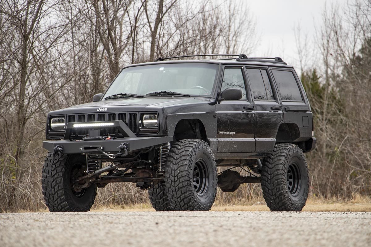 Lower Door Armor | 4 Door | Jeep Cherokee XJ 2WD/4WD (1984-2001) by Rough Country
