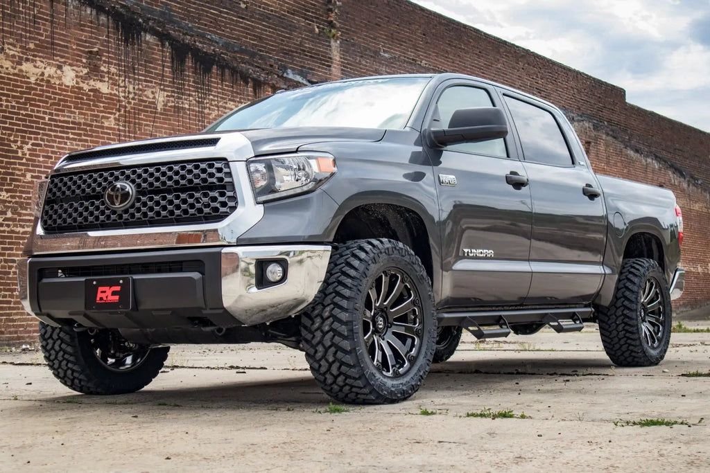 M1 Adjustable Leveling Struts | Monotube | 0-2" | Toyota Tundra 4WD (07-21) by Rough Country