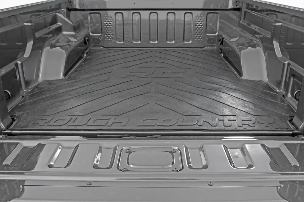 Bed Mat | 5' Bed | RC Logo | Jeep Gladiator JT 4WD (2020-2026) by Rough Country