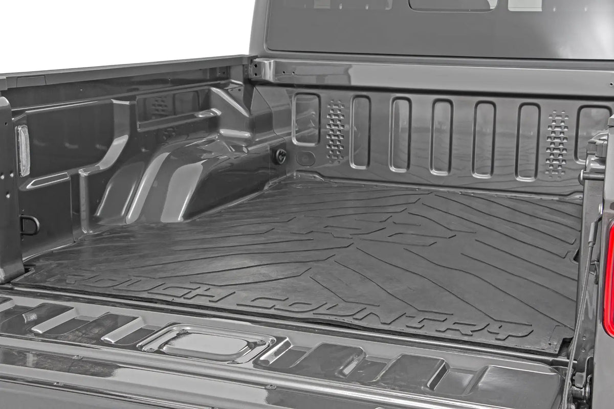 Bed Mat | 5' Bed | RC Logo | Jeep Gladiator JT 4WD (2020-2026) by Rough Country