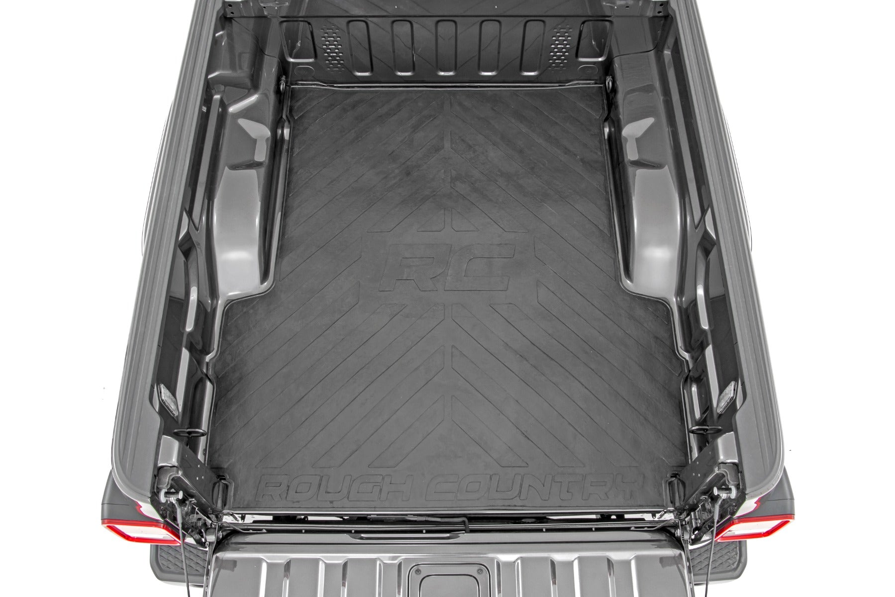 Bed Mat | 5' Bed | RC Logo | Jeep Gladiator JT 4WD (2020-2026) by Rough Country