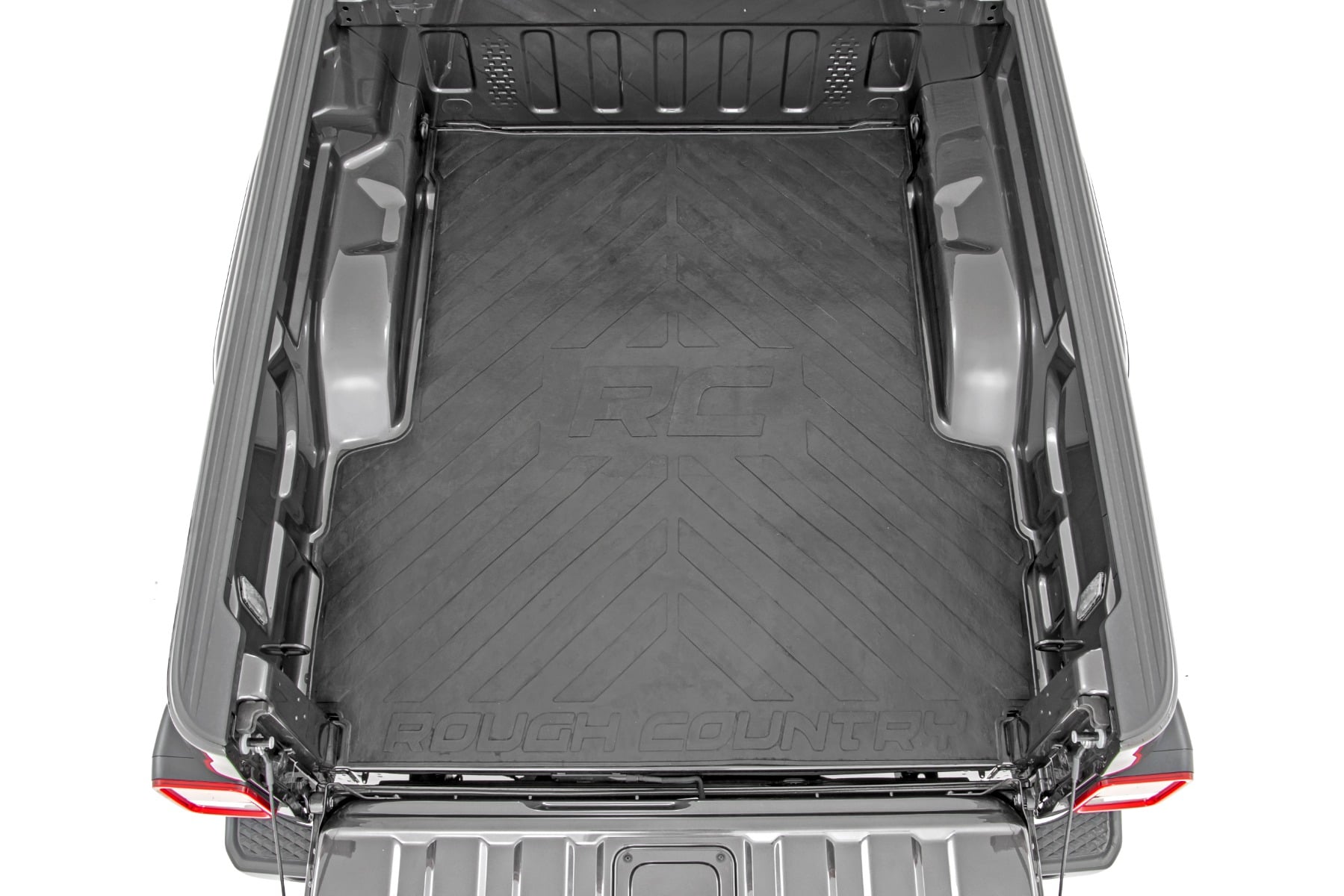 Bed Mat | 5' Bed | RC Logo | Jeep Gladiator JT 4WD (2020-2026) by Rough Country