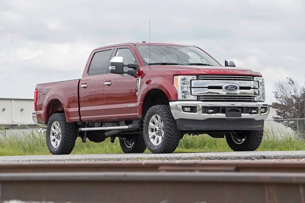 3 Inch Lift Kit | M1 | Ford F-250 Super Duty 4WD (2017-2022) by Rough Country