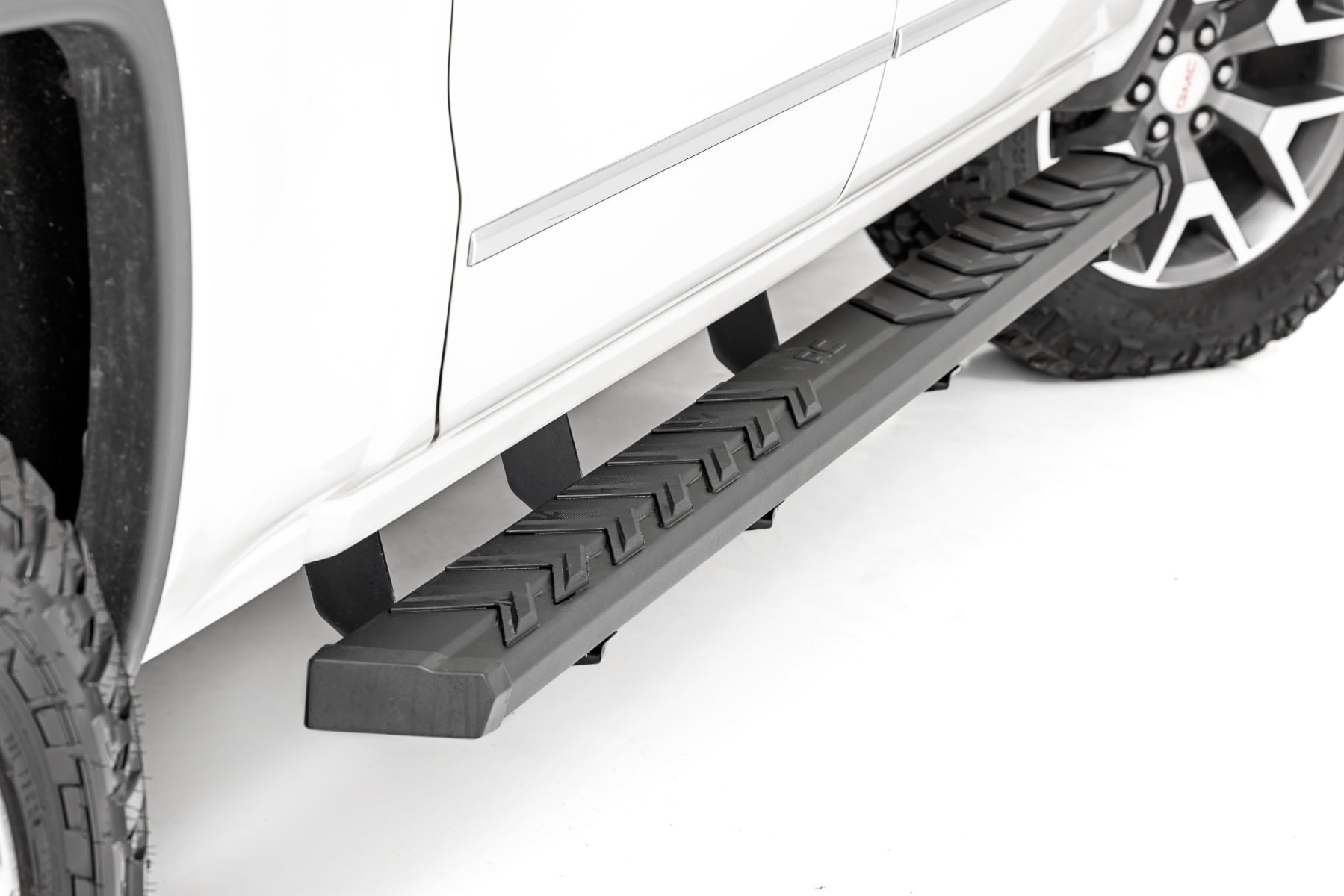 BA2 Running Board | Side Step Bars | Chevy/GMC 1500/2500HD/3500HD (07-19 & Classic) by Rough Country