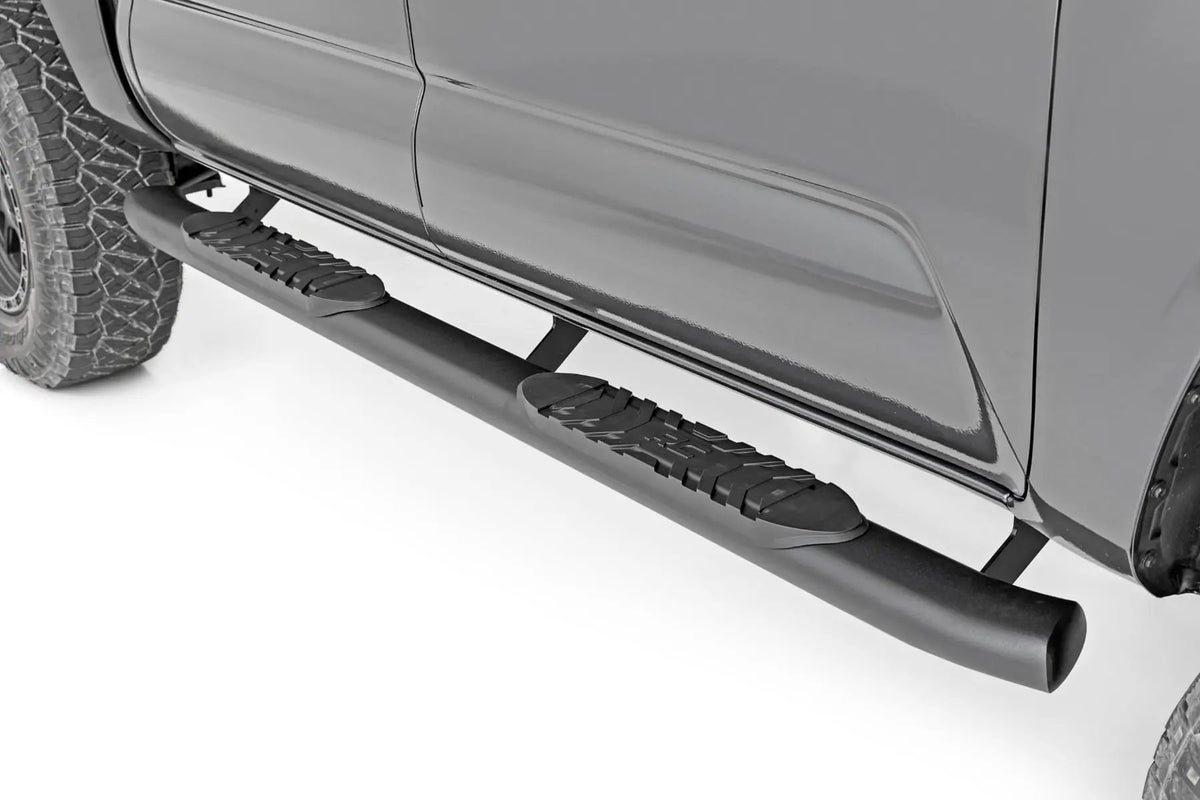 Oval Nerf Step | Double Cab | Black | Toyota Tacoma 2WD/4WD (2005-2023) by Rough Country