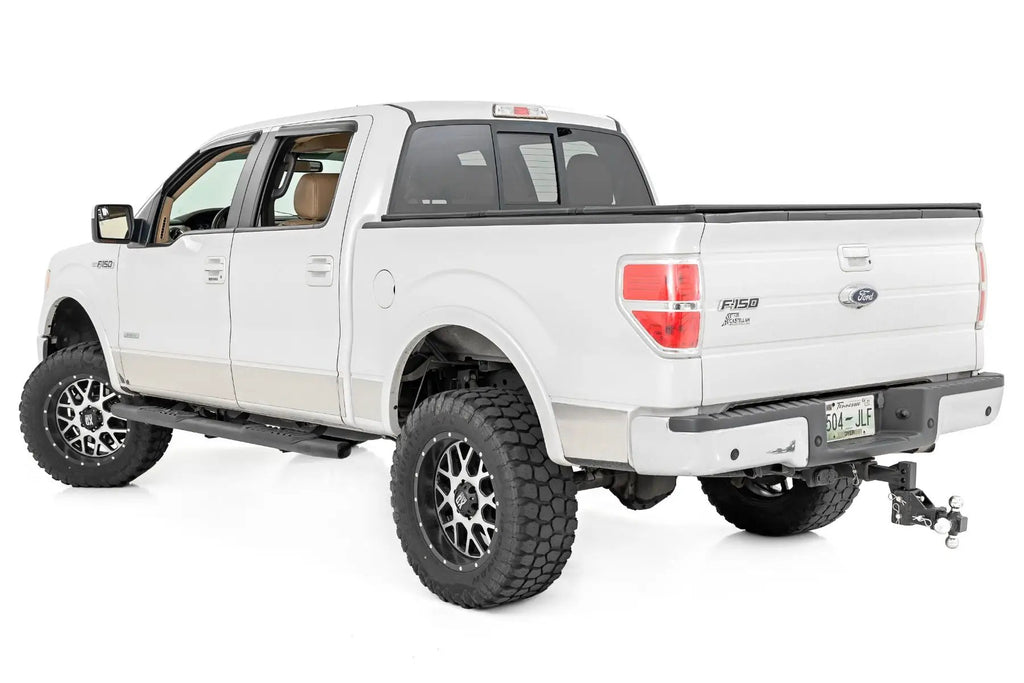 Oval Nerf Step | Crew Cab | Black | Ford F-150 2WD/4WD (2009-2014) by Rough Country