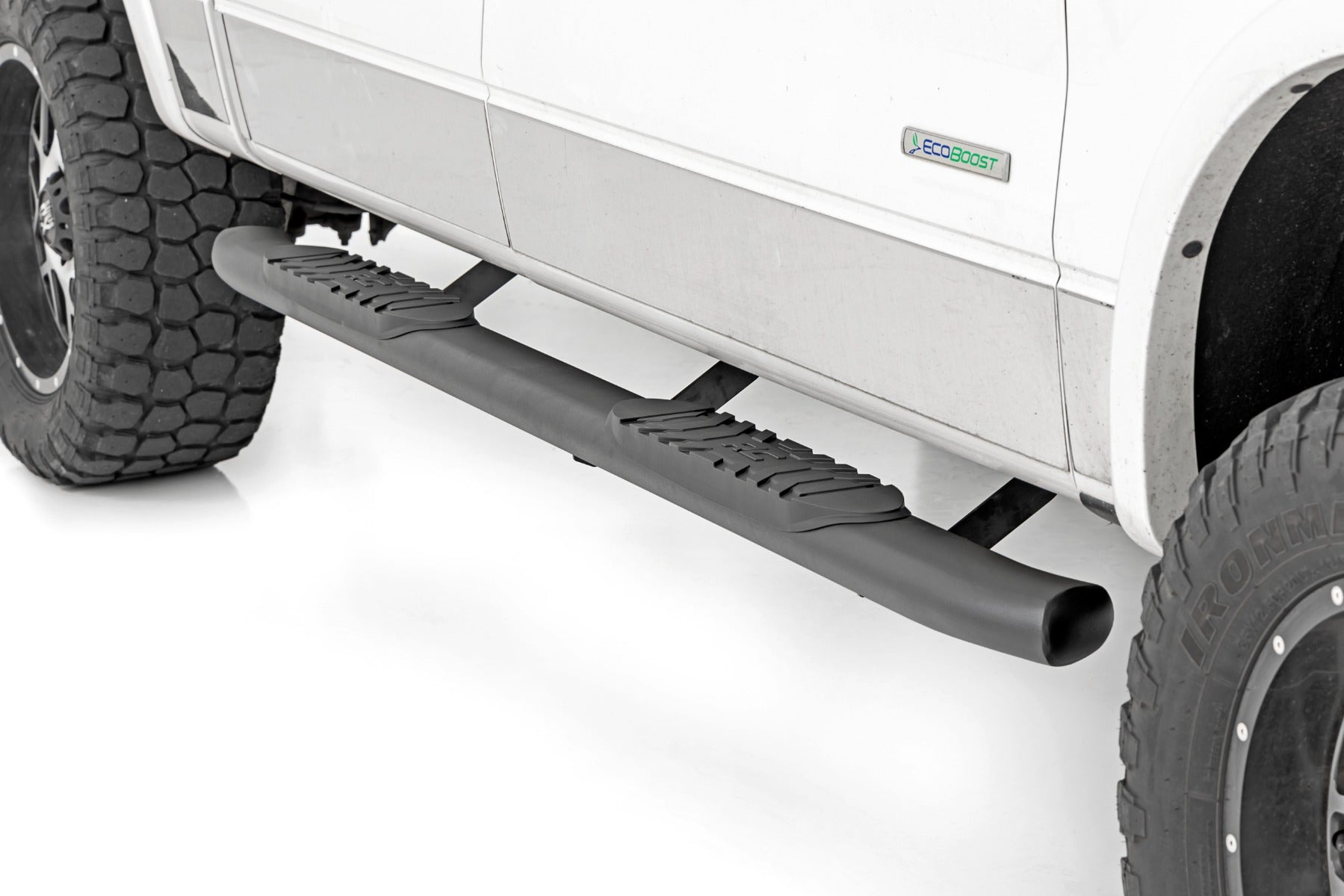 Oval Nerf Step | Crew Cab | Black | Ford F-150 2WD/4WD (2009-2014) by Rough Country