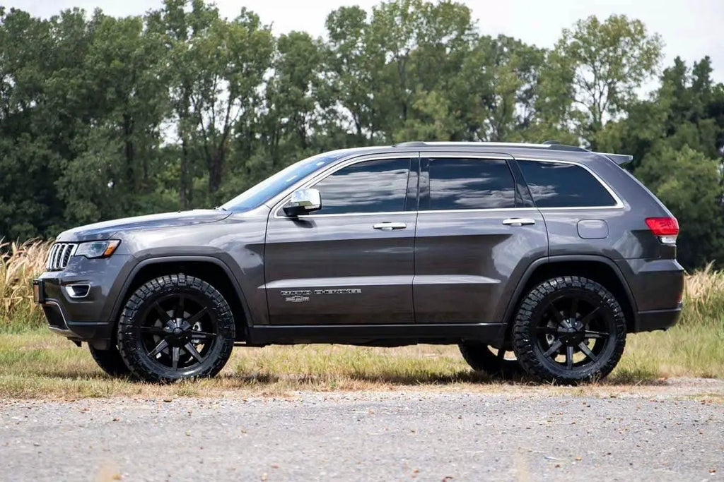 2.5 Inch Lift Kit | N3 Struts | Jeep Grand Cherokee 4WD (2016-2022) by Rough Country