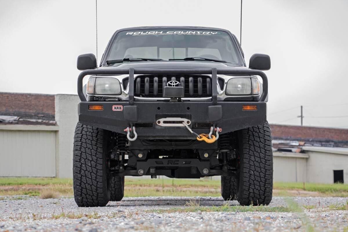 6 Inch Lift Kit | Toyota Tacoma 2WD/4WD (1995-2004) by Rough Country