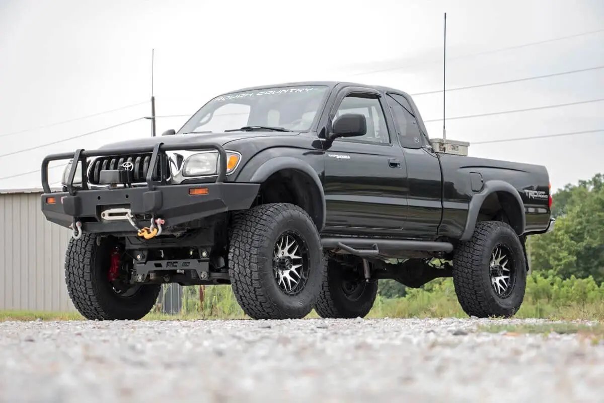 6 Inch Lift Kit | Toyota Tacoma 2WD/4WD (1995-2004) by Rough Country