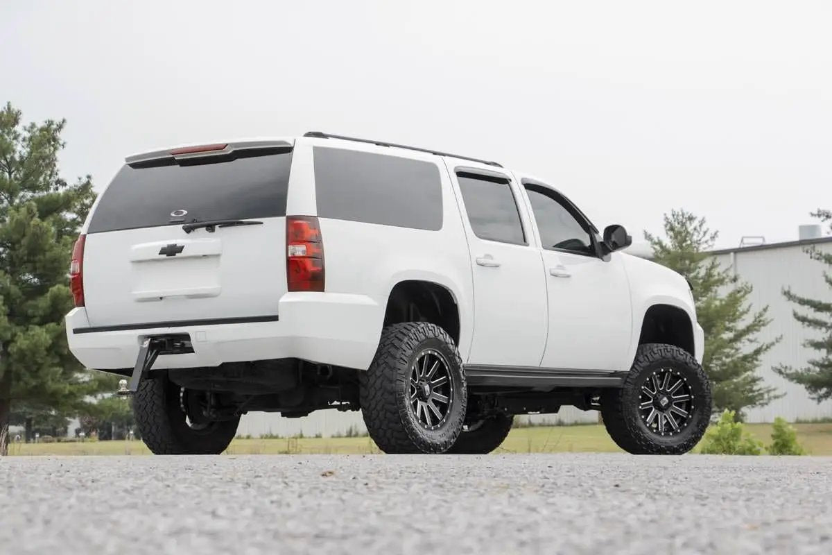 7 Inch Lift Kit | N3 Struts | Chevy/GMC SUV 1500 2WD/4WD (2007-2014) by Rough Country