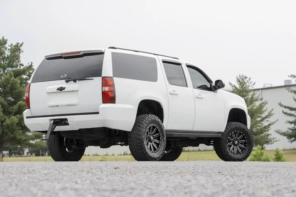 7 Inch Lift Kit | Chevy/GMC SUV 1500 2WD/4WD (2007-2014) by Rough Country