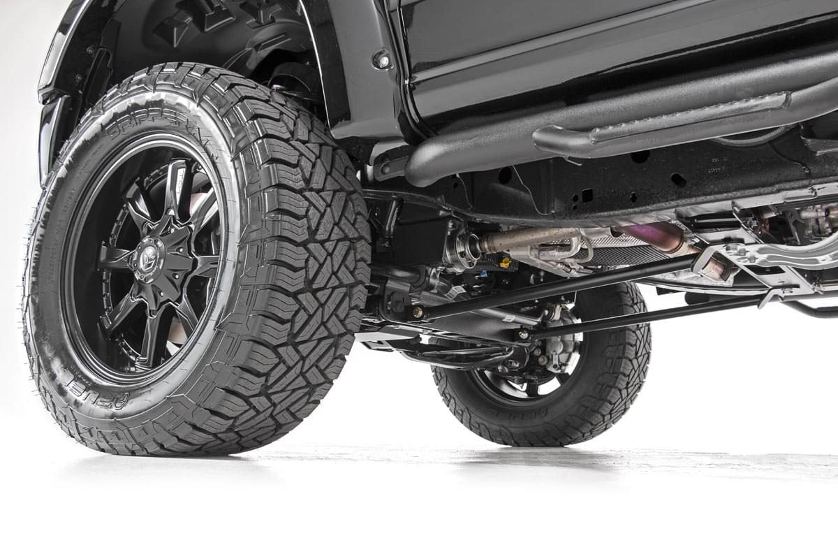 Kicker Bar Kit | 4-6 Inch Lift | Ford F-150 4WD (2015-2020) by Rough Country
