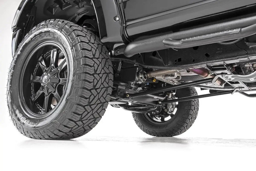 Kicker Bar Kit | 4-6 Inch Lift | Ford F-150 4WD (2015-2020) by Rough Country
