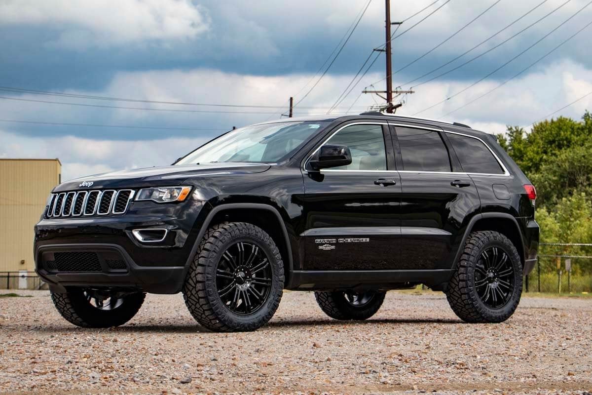2.5 Inch Lift Kit | N3 Struts | Jeep Grand Cherokee 4WD (2011-2015) by Rough Country