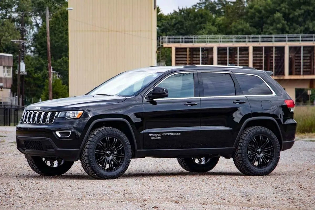 2.5 Inch Lift Kit | N3 Struts | Jeep Grand Cherokee 4WD (2016-2022) by Rough Country