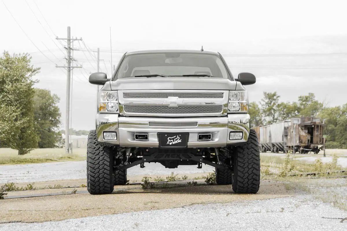 7.5 Inch Lift Kit | N3 Struts | Chevy/GMC 1500 4WD (07-13) by Rough Country