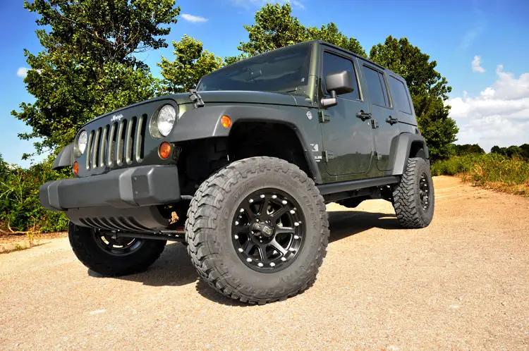 3.5 Inch Lift Kit | M1 | Jeep Wrangler Unlimited 2WD/4WD (2007-2018) by Rough Country