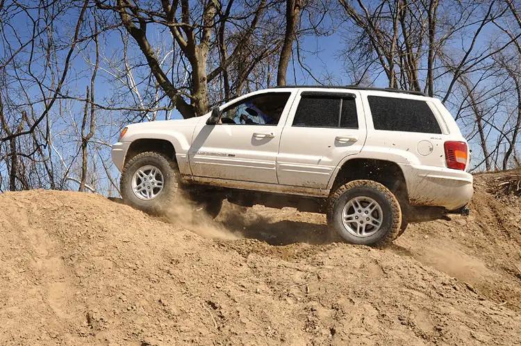 4 Inch Lift Kit | X-Series | Jeep Grand Cherokee WJ 2WD/4WD (1999-2004) by Rough Country