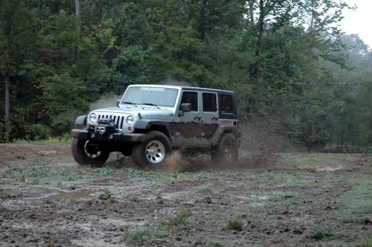 4 Inch Lift Kit | X-Series | M1 | Jeep Wrangler JK 4WD (2007-2018) by Rough Country
