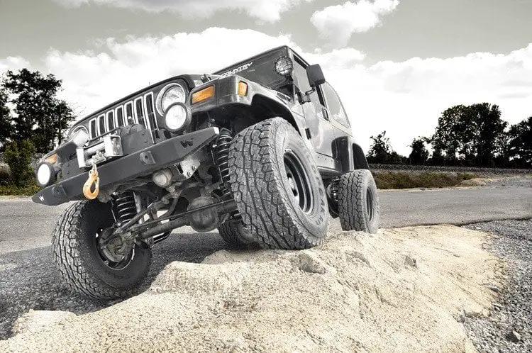 4 Inch Lift Kit | M1 | Jeep Wrangler TJ 4WD (1997-2002) by Rough Country