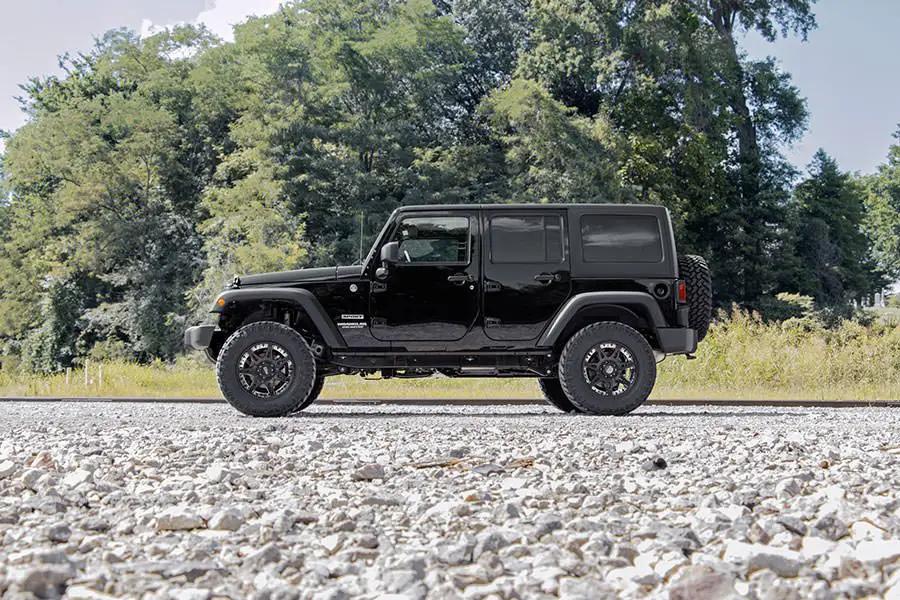 2.5 Inch Lift Kit | Coils | M1 | Jeep Wrangler Unlimited 2WD/4WD (2007-2018) by Rough Country