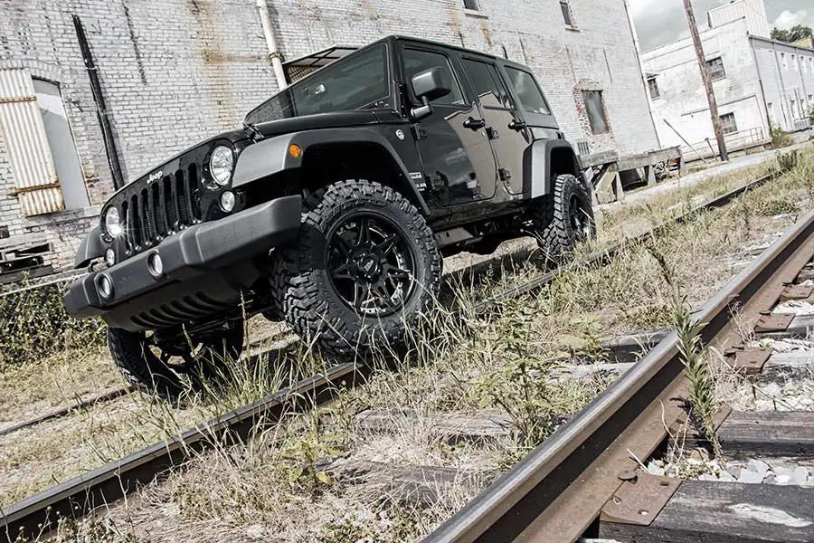 2.5 Inch Lift Kit | Coils | M1 | Jeep Wrangler Unlimited 2WD/4WD (2007-2018) by Rough Country