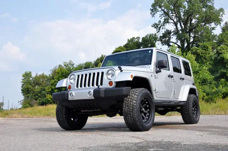 3.25 Inch Lift Kit | Jeep Wrangler Unlimited 2WD/4WD (2007-2018) by Rough Country